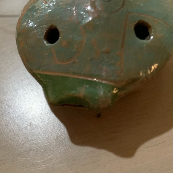 Ceramic whistle turtle on a string - Picture 3 of 3